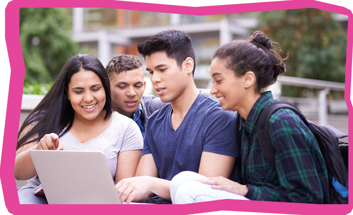 Shot of a group of university students using a laptop while sitting on some steps on campushttp://195.154.178.81/DATA/i_collage/pu/shoots/805816.jpg